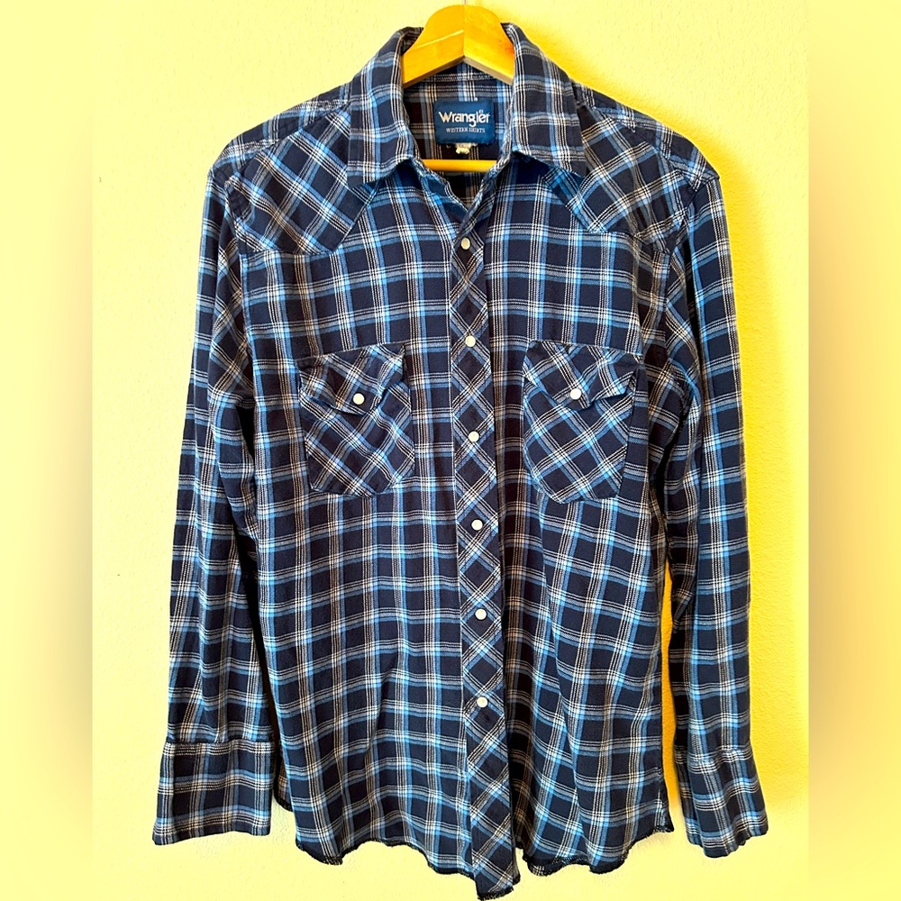 Vintage Wrangler Blue Plaid Pearl Snap